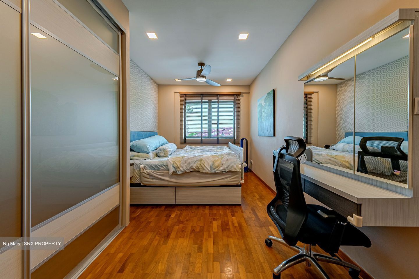 Stratford Court (D16), Condominium #561383051